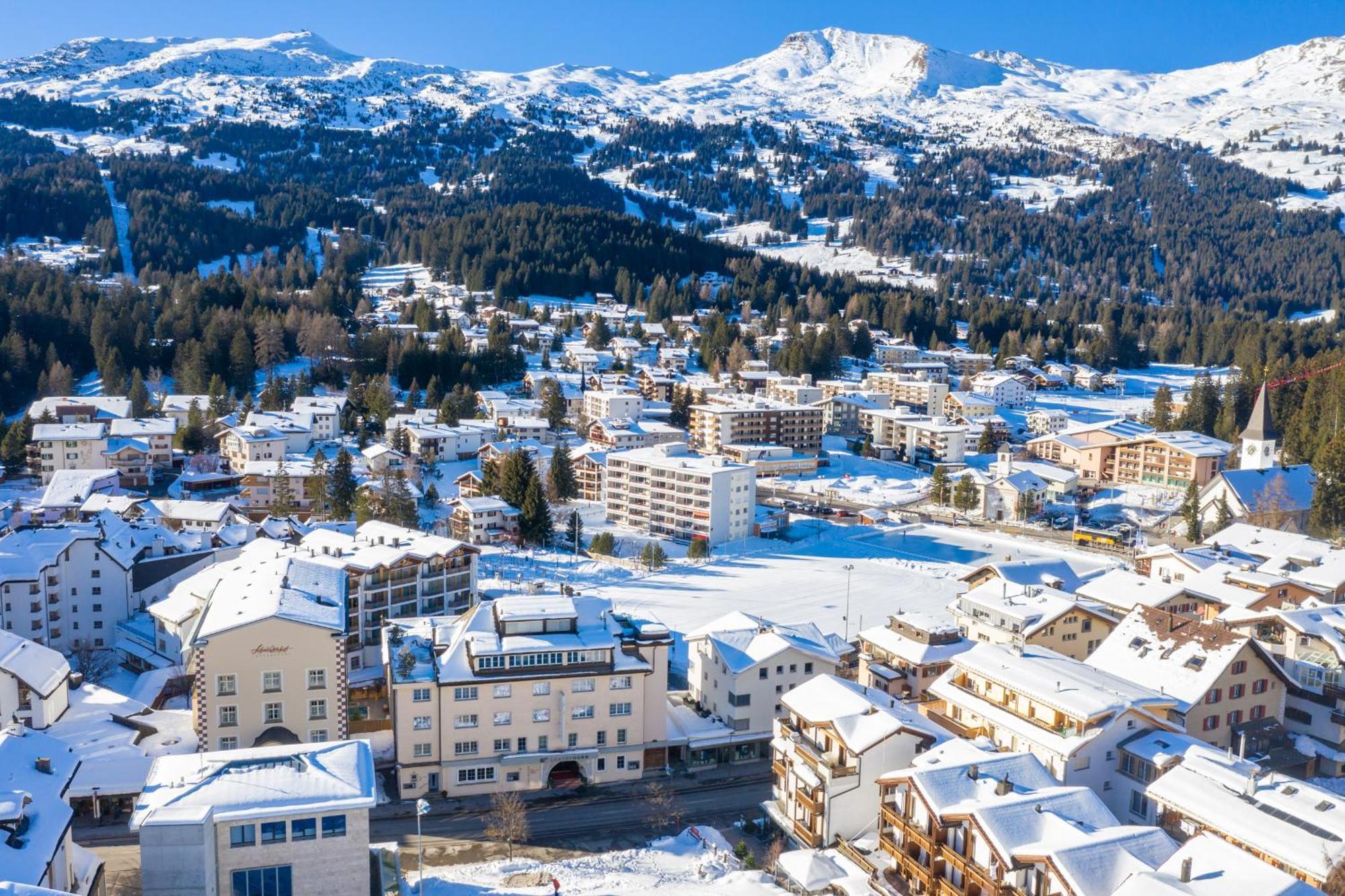 Hotel Lenzerhorn Лензерхайде Екстериор снимка